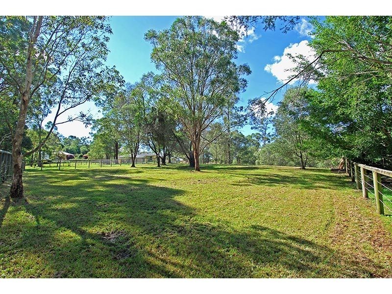 168 Country Crescent, Nerang QLD 4211