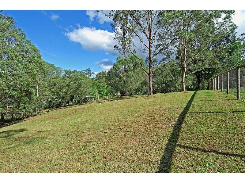168 Country Crescent, Nerang QLD 4211