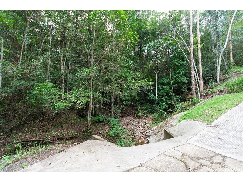 64 Hoop Pine Court, Advancetown QLD 4211