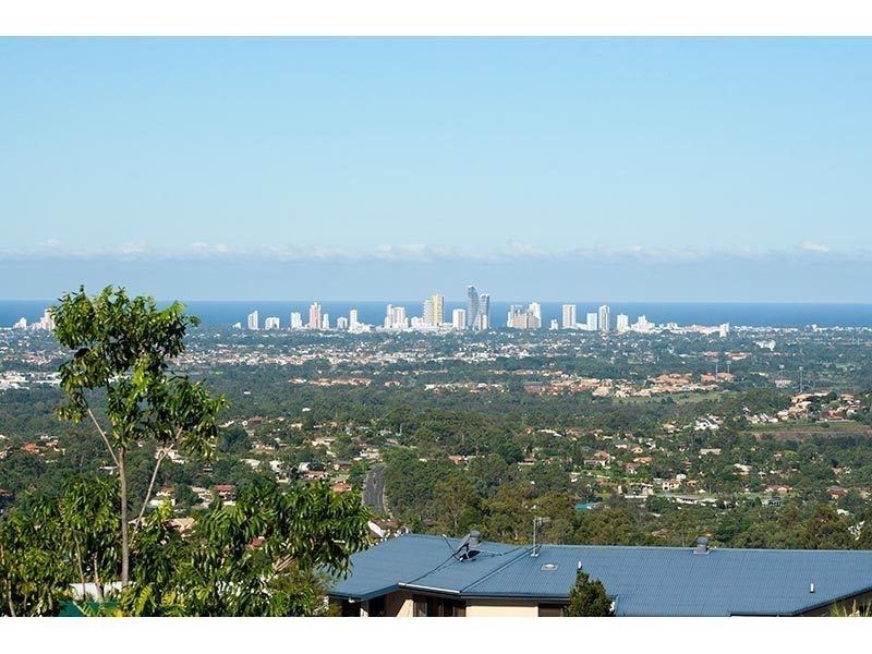 Highland Park QLD 4211