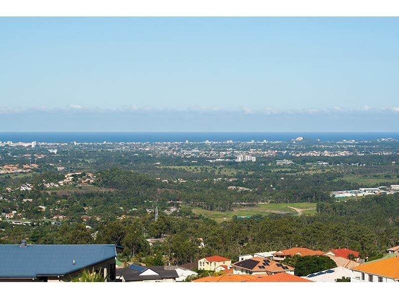 Highland Park QLD 4211