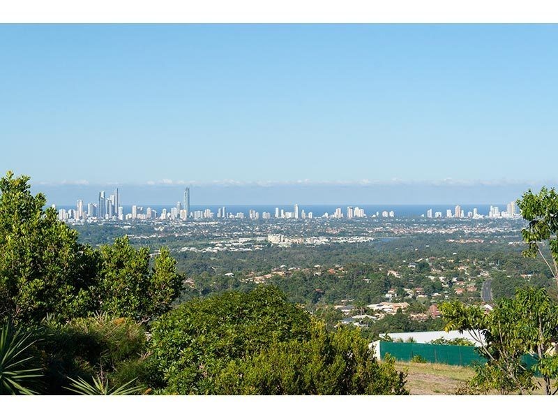 Highland Park QLD 4211