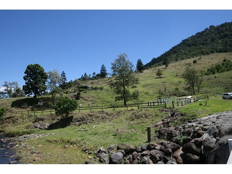 696 Illinbah Road, Illinbah QLD 4275