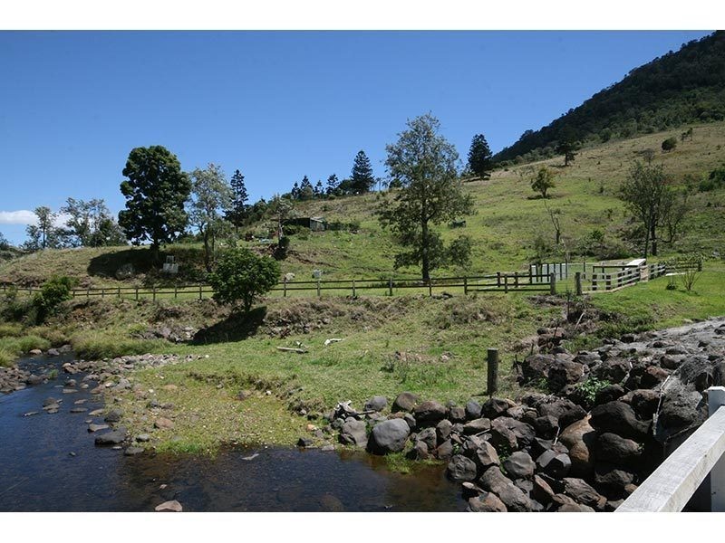 696 Illinbah Road, Illinbah QLD 4275