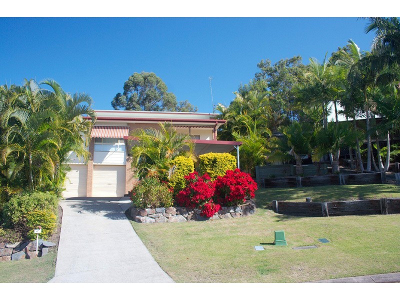 4 Culloden Court, Highland Park QLD 4211