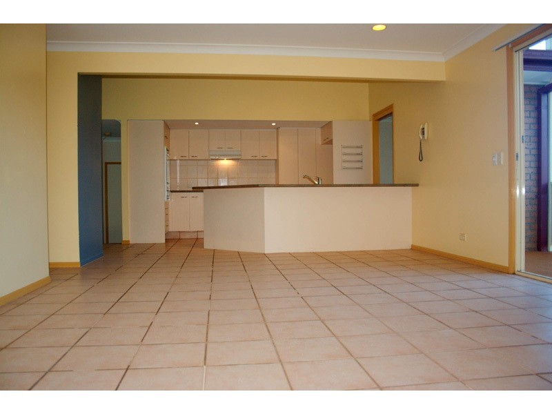 4 Culloden Court, Highland Park QLD 4211