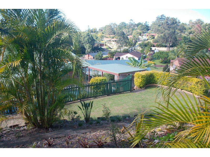 4 Culloden Court, Highland Park QLD 4211