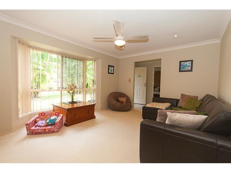 6 Yarandin Court, Worongary QLD 4213