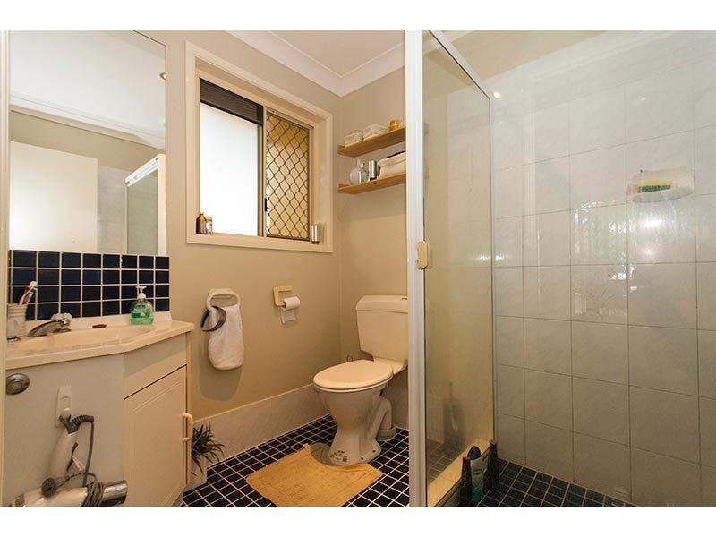 6 Yarandin Court, Worongary QLD 4213