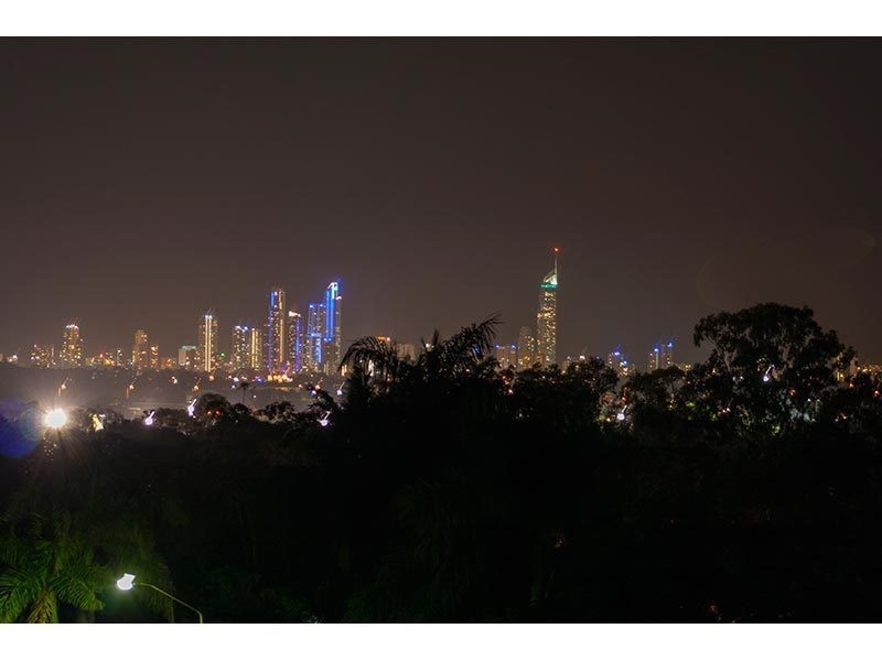 4 Harneil Place, Carrara QLD 4211