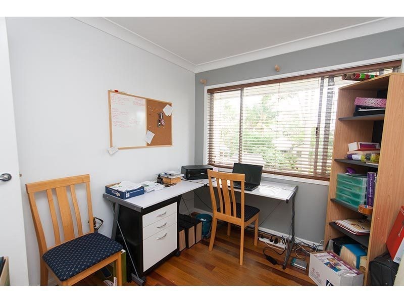 4 Harneil Place, Carrara QLD 4211