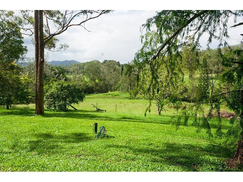 33 Darwalla Road, Mount Nathan QLD 4211