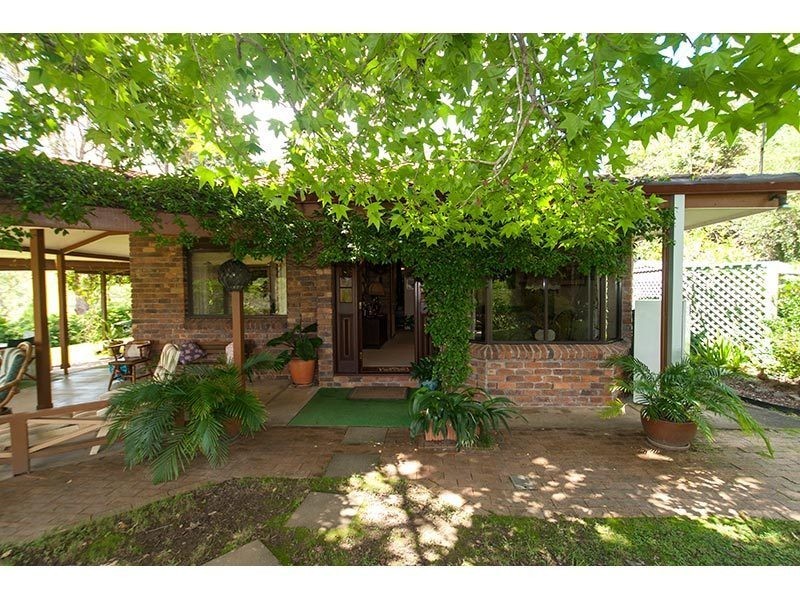 33 Darwalla Road, Mount Nathan QLD 4211