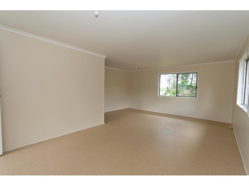 37 Bloodwood Crescent, Molendinar QLD 4214