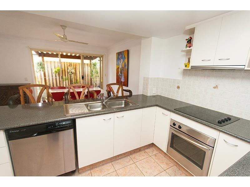 1/1 Miro Place, Nerang QLD 4211