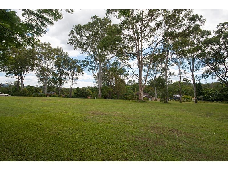 62 Koola Drive, Nerang QLD 4211