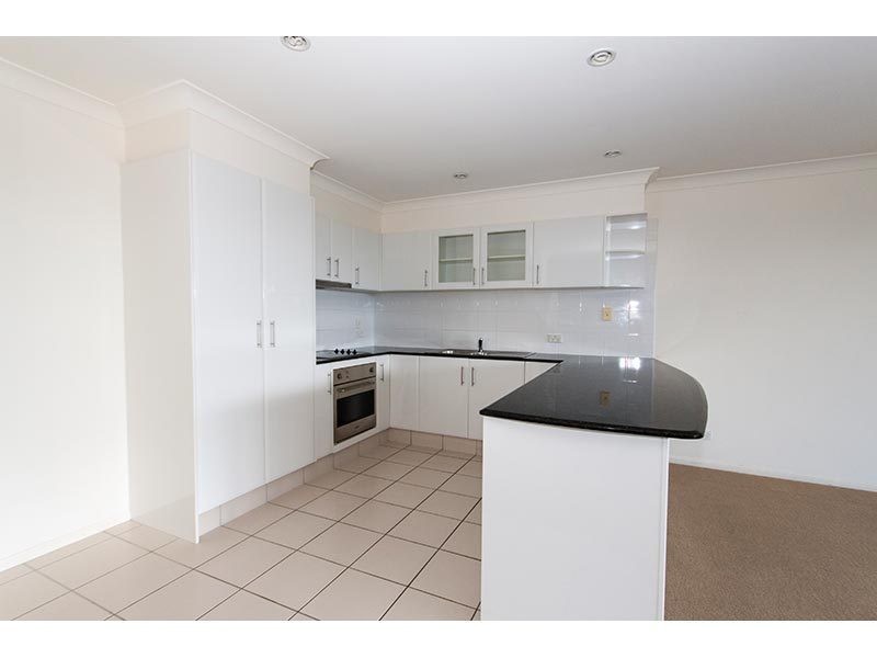 25/2 Ridgeline Way, Highland Park QLD 4211