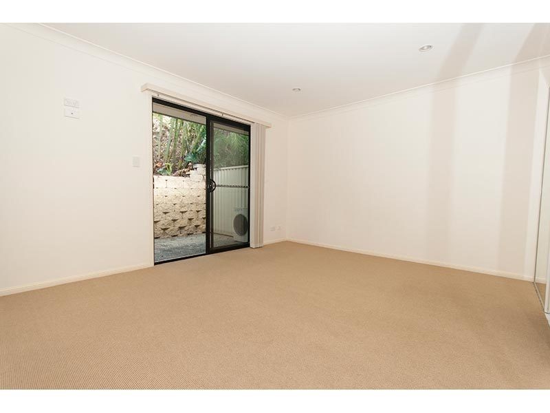 25/2 Ridgeline Way, Highland Park QLD 4211