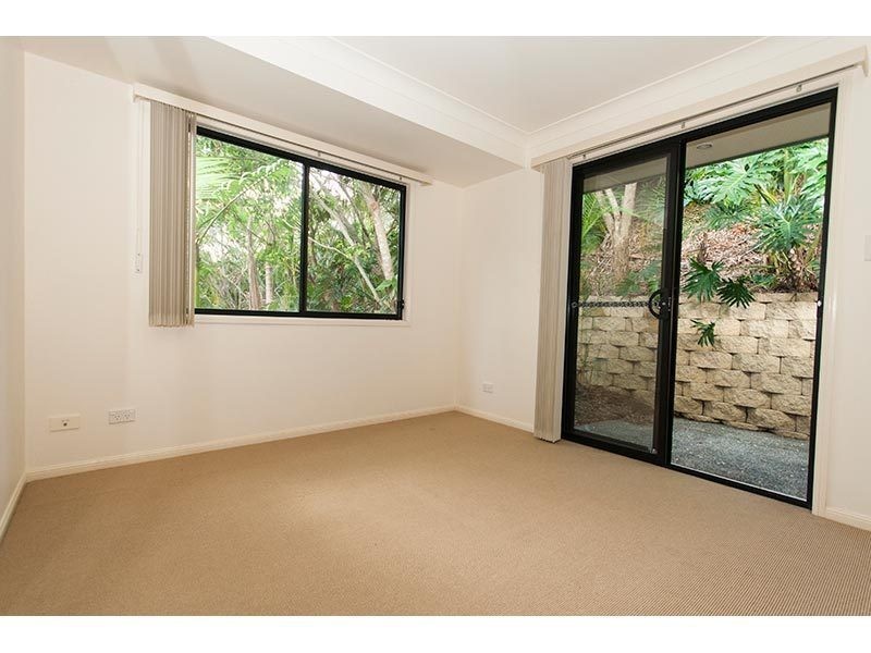 25/2 Ridgeline Way, Highland Park QLD 4211