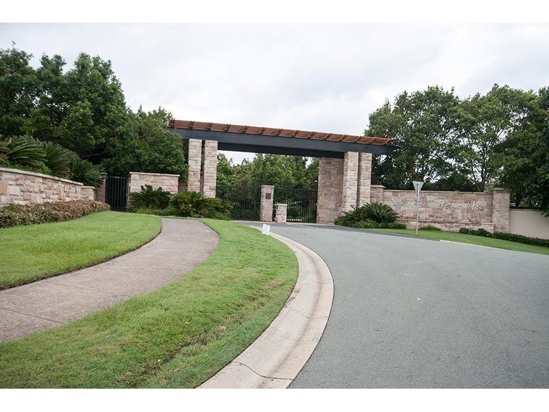 25/2 Ridgeline Way, Highland Park QLD 4211