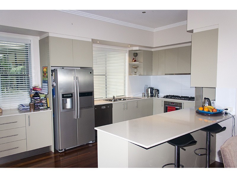 30 Convery Crescent, Highland Park QLD 4211