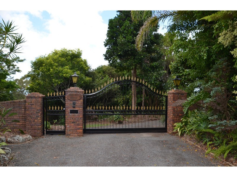39 Outlook Avenue, Lower Beechmont QLD 4211