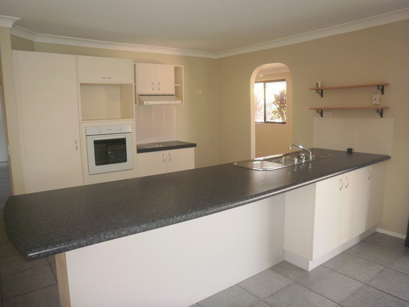 6 Rednal Court, Carrara QLD 4211