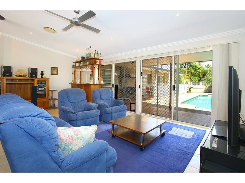 19 St Petersburg Place, Nerang QLD 4211