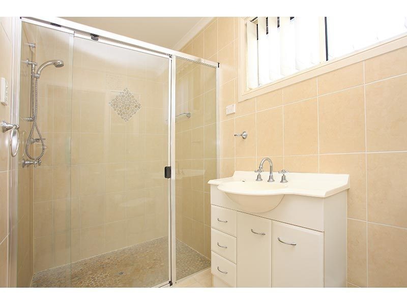19 St Petersburg Place, Nerang QLD 4211