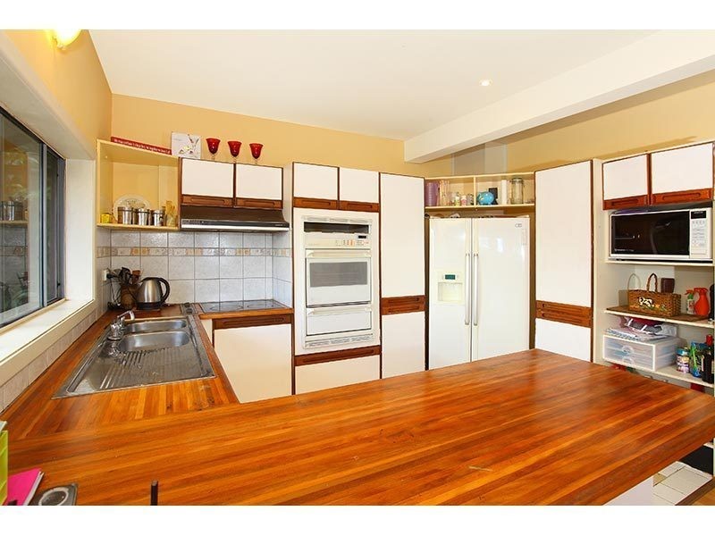 20 Tarlington Road, Lower Beechmont QLD 4211