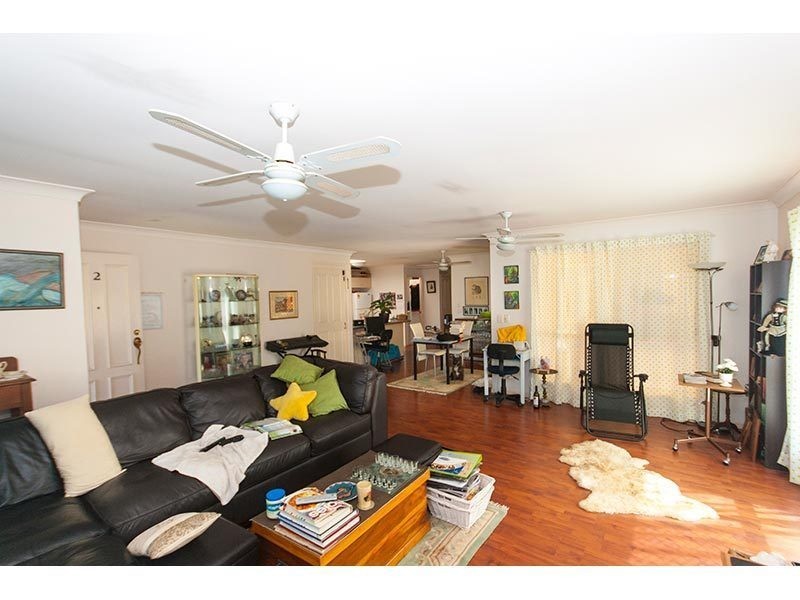 2/4 Soldierbird Place, Carrara QLD 4211