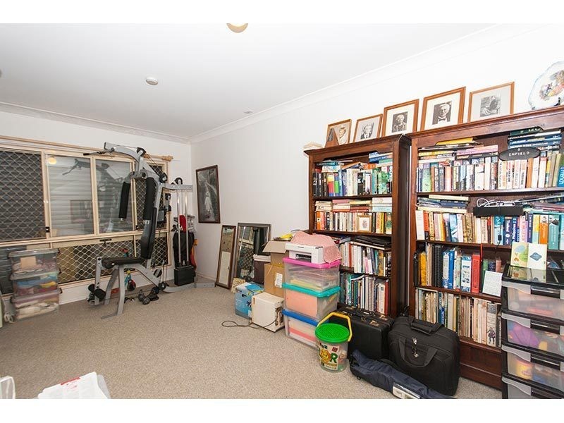 2/4 Soldierbird Place, Carrara QLD 4211
