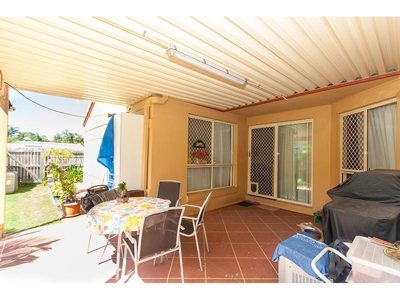 2/4 Soldierbird Place, Carrara QLD 4211
