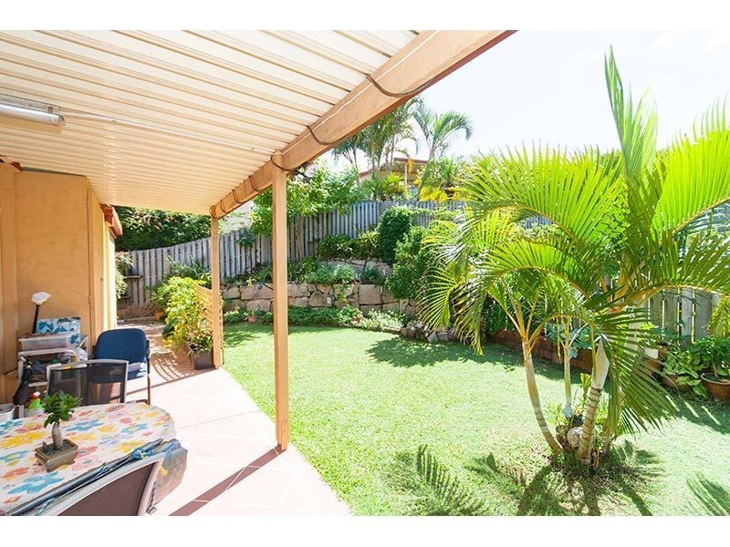 2/4 Soldierbird Place, Carrara QLD 4211