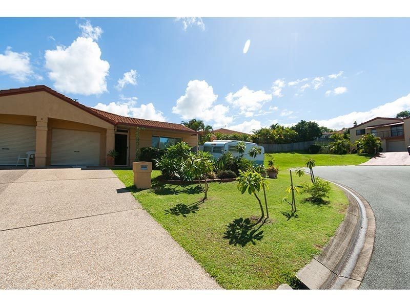 2/4 Soldierbird Place, Carrara QLD 4211