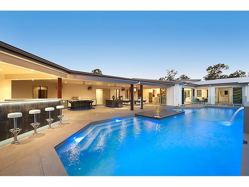 28 Lagoon Park Drive, Maudsland QLD 4210