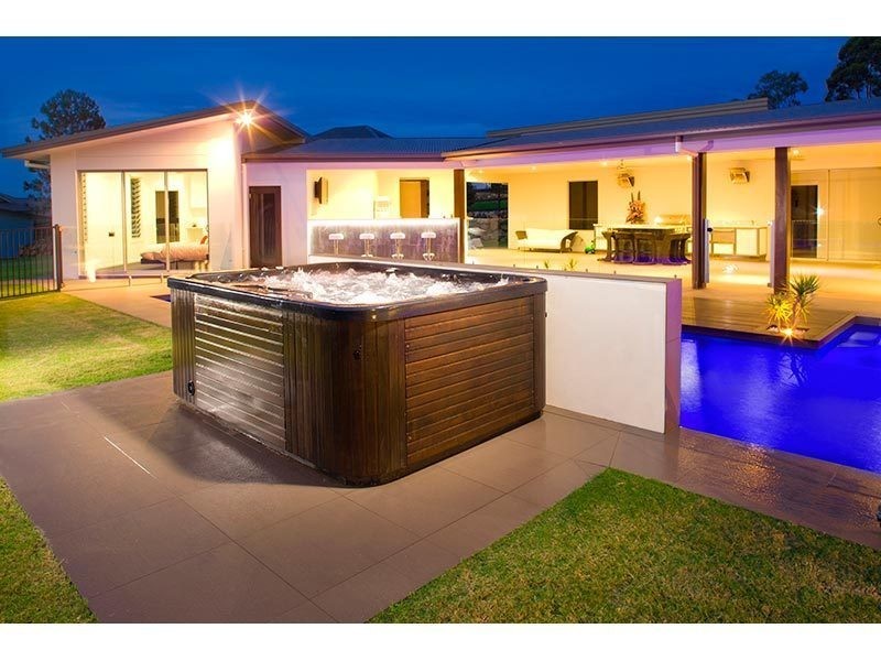 28 Lagoon Park Drive, Maudsland QLD 4210