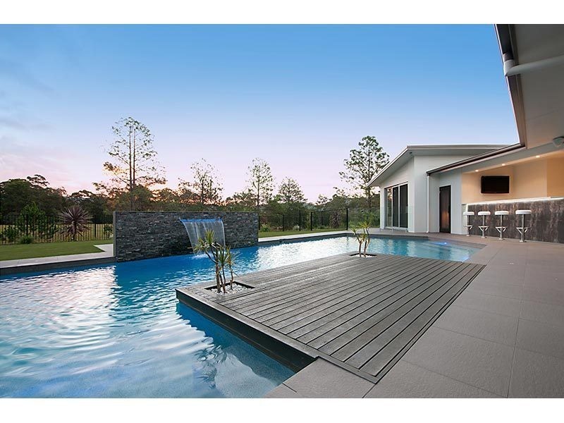 28 Lagoon Park Drive, Maudsland QLD 4210