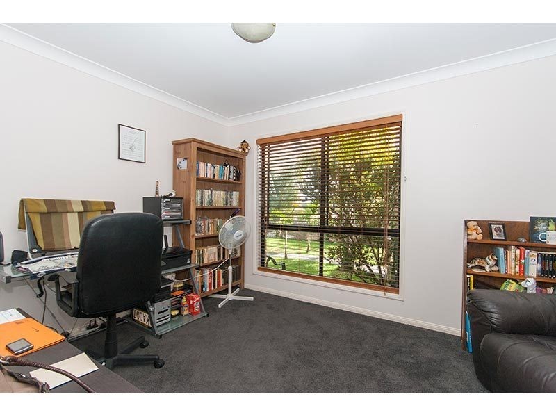 22 Govett Street, Pacific Pines QLD 4211