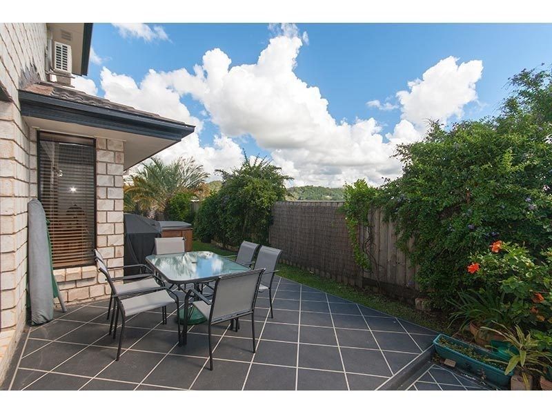 22 Govett Street, Pacific Pines QLD 4211