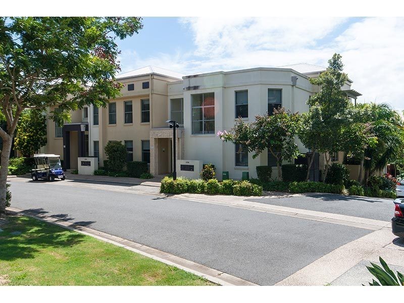5/3208 Central Place, Carrara QLD 4211