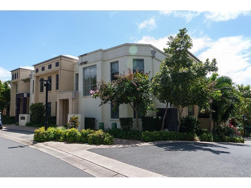5/3208 Central Place, Carrara QLD 4211