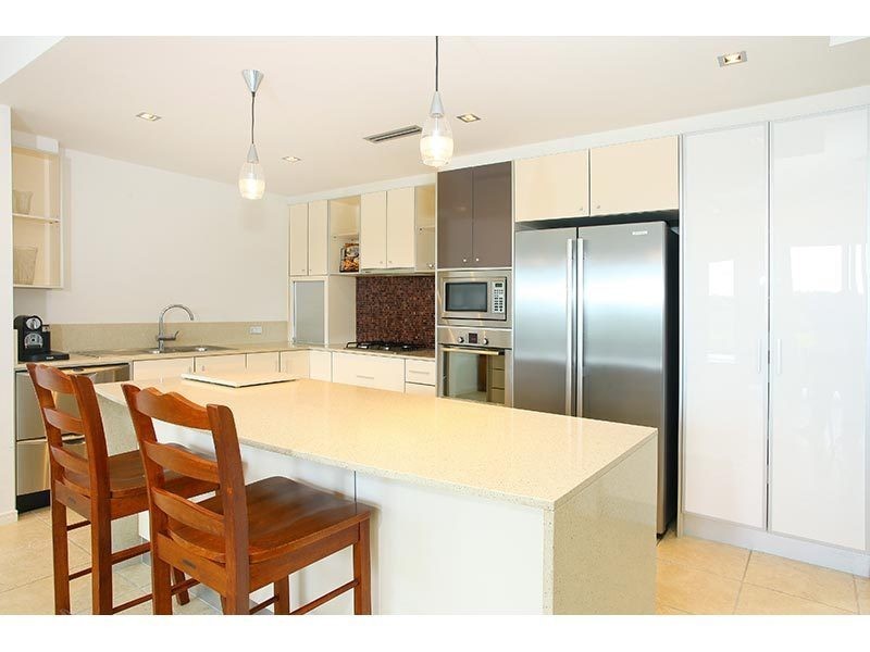 3067 Quay South Drive, Carrara QLD 4211