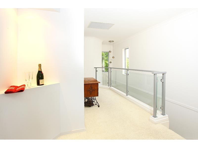3067 Quay South Drive, Carrara QLD 4211
