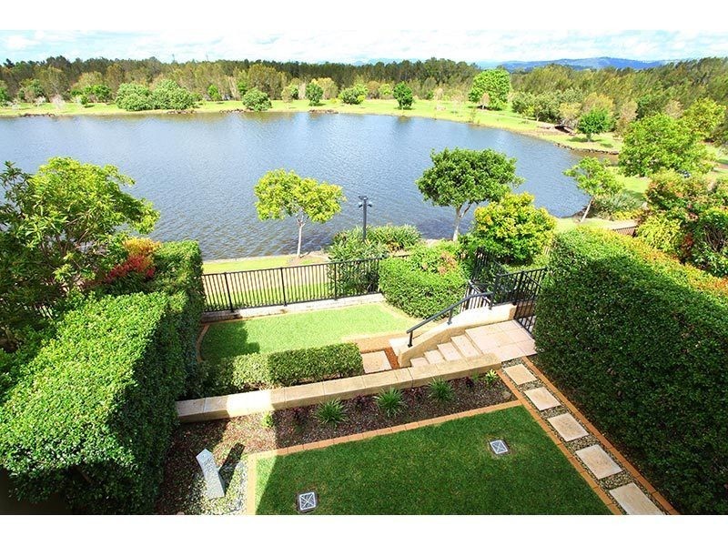 3067 Quay South Drive, Carrara QLD 4211