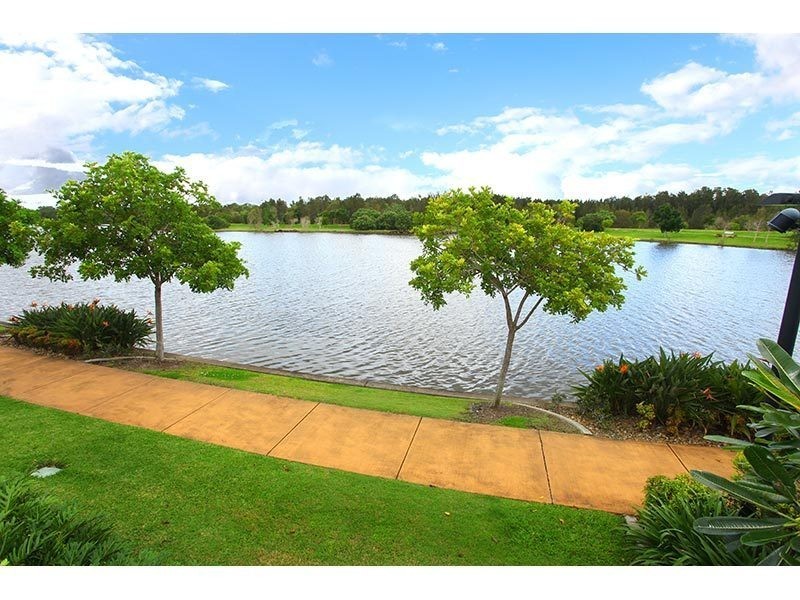 3067 Quay South Drive, Carrara QLD 4211