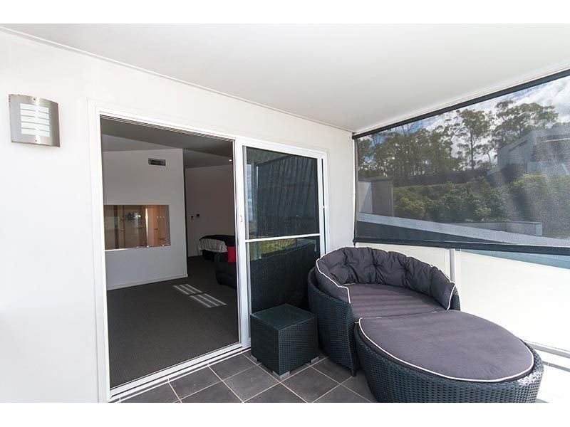 11 Chevron Rise, Highland Park QLD 4211