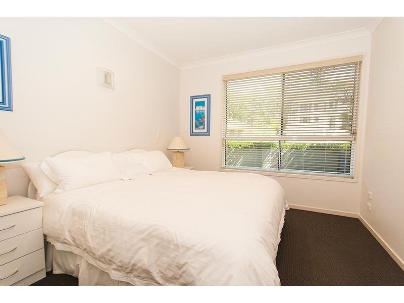 11 Chevron Rise, Highland Park QLD 4211