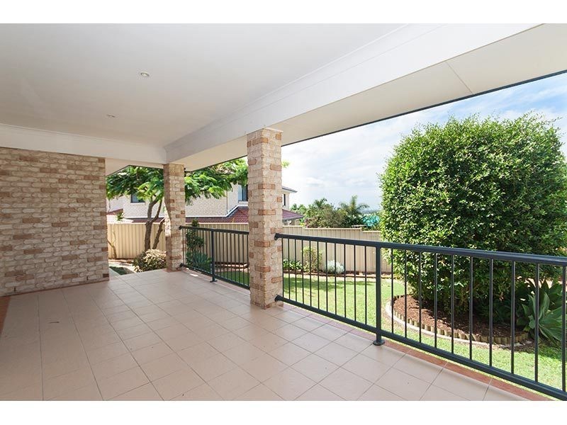 7 Ridgeline Way, Highland Park QLD 4211