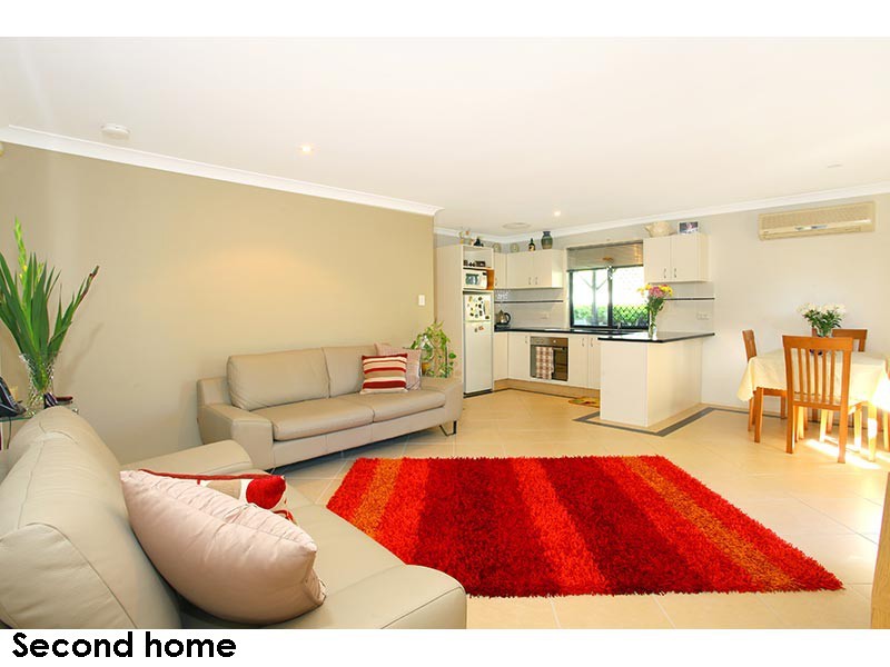 7 Peony Way, Gaven QLD 4211